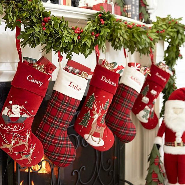 Personalized Christmas Stockings: How to Choose Styles, Names and Sizes