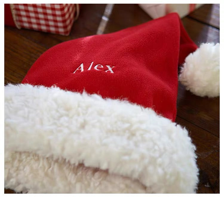 Personalized Santa hat with embroidered name – photo 5